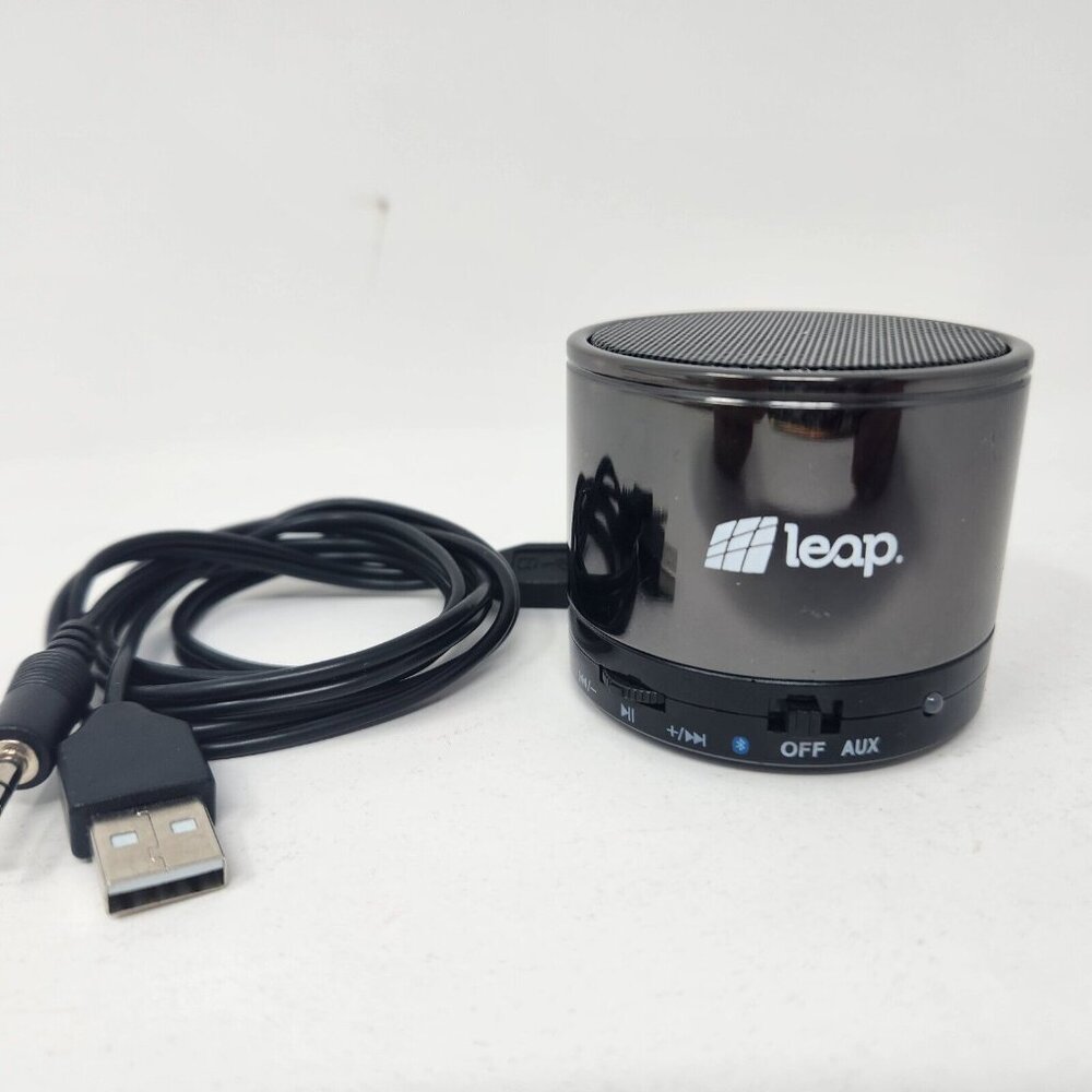 Leap Portable Wireless Mini Cylinder Speaker Bluetooth 4.0 Easy To Carry Outdoor